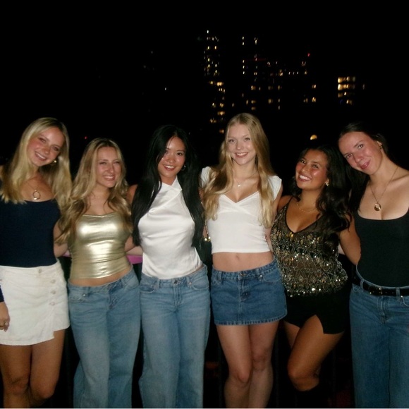 Meet your Posher, Mara - Picture 5 of 9